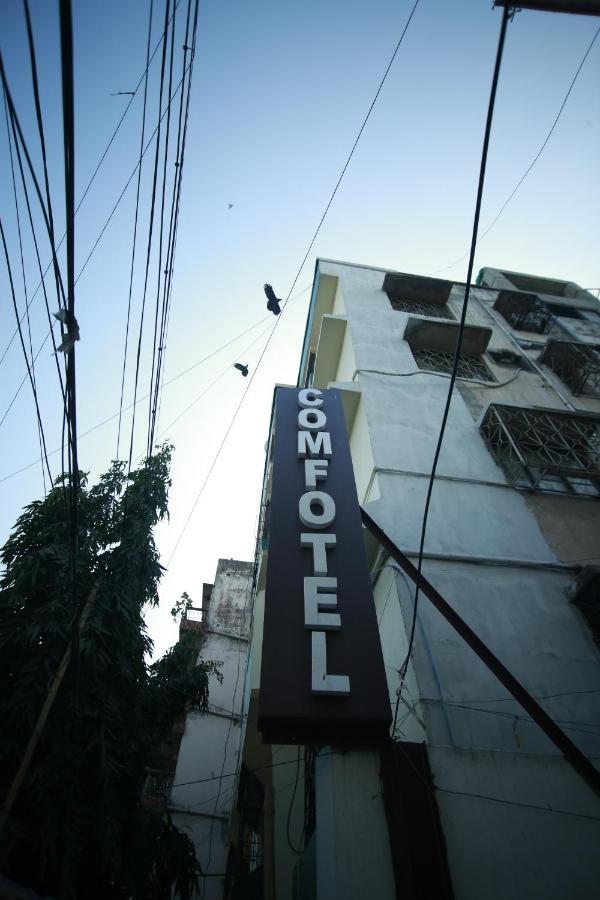 Hotel Comfotel Kolkata Exterior photo